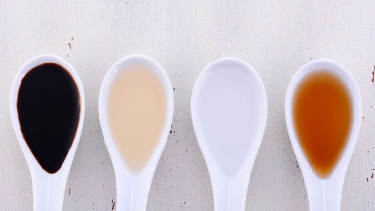 10 Best Vinegars for Sandwiches with a Twist!