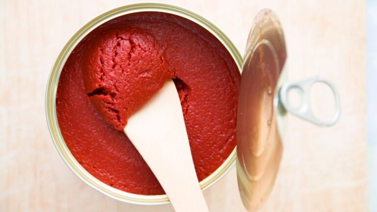 How to Convert 6 oz Tomato Paste to Sauce?