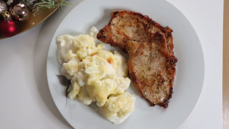 Pork Chops in Rosemary and Thyme