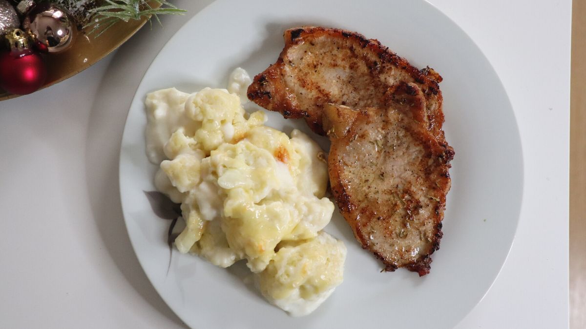 Pork Chops in Rosemary and Thyme