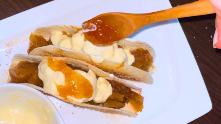 Pumpkin Pie Tacos [Recipe]