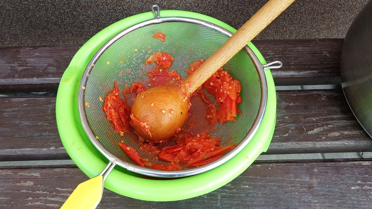 Tomato puree