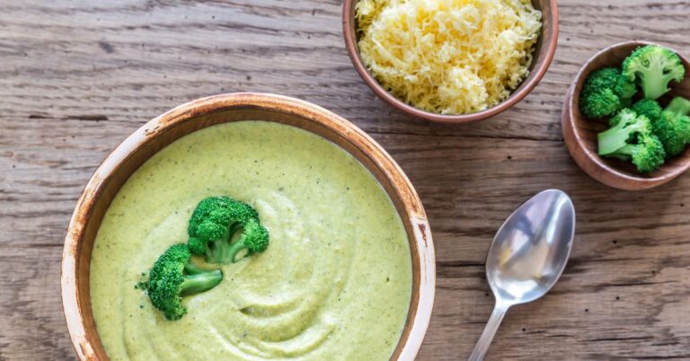 What Sandwich Goes with Broccoli Cheese Soup