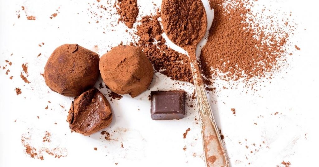 difference between fudge and truffle 
