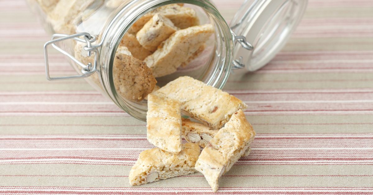 how to store biscotti