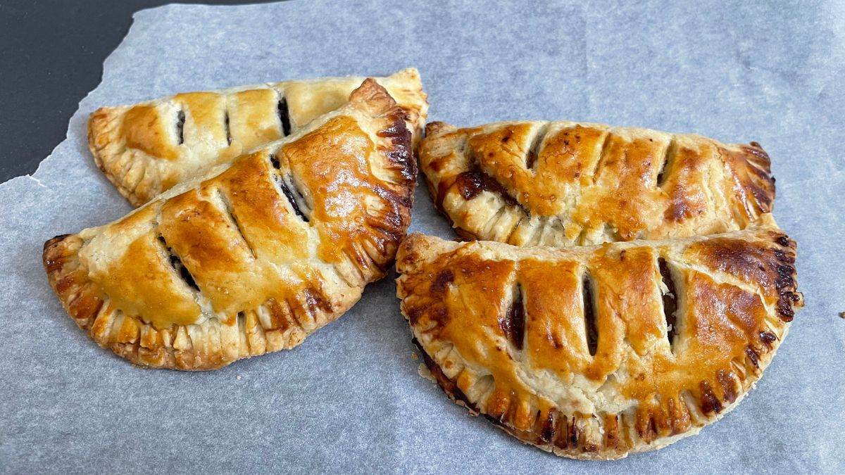 baking the pies 
