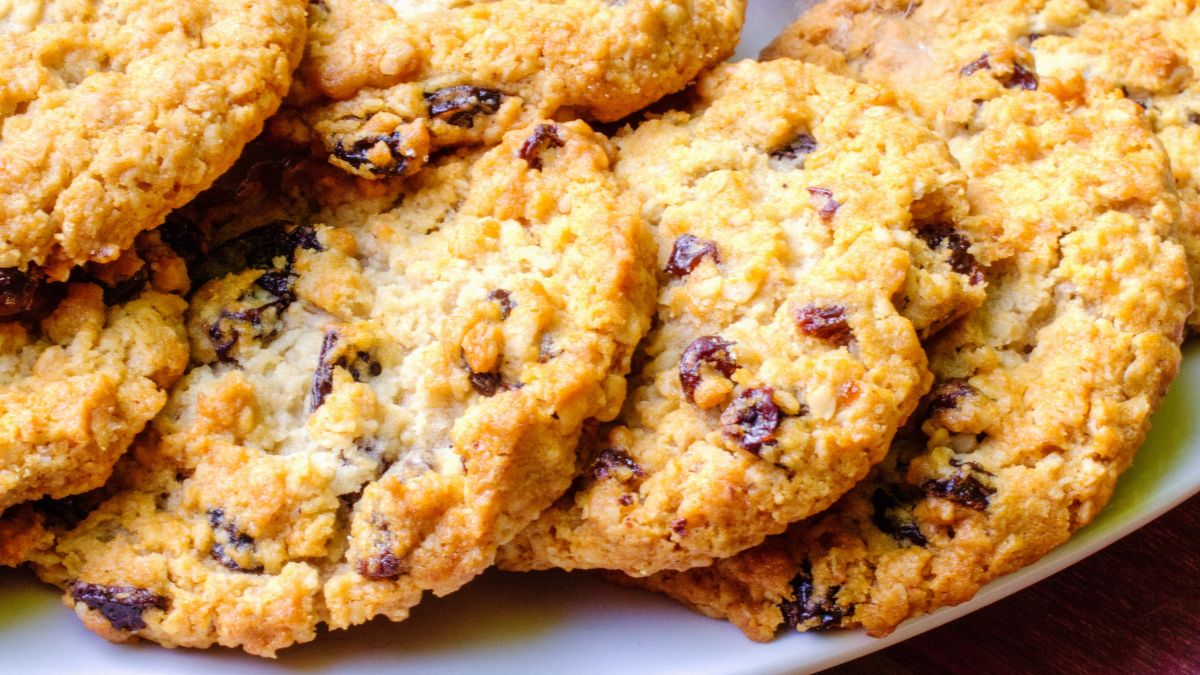 oatmeal cookie mix cookies with raisins